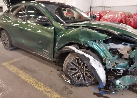 2024 Ford Mustang Mach-E Premium z USA, uszkodzony, nr VIN 3FMTK3SU1RMA48511